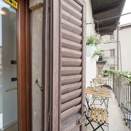 Arena Balcony Apartment *