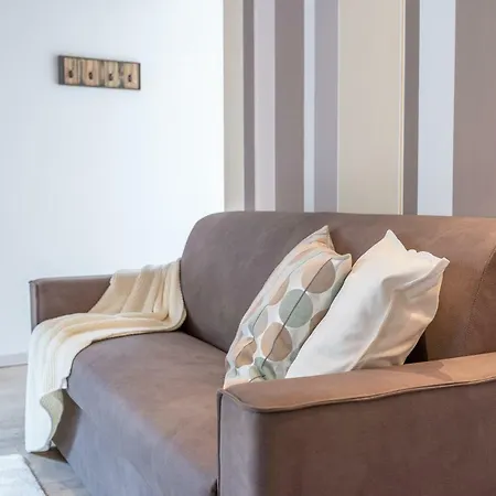 Arena Balcony Apartment Verona